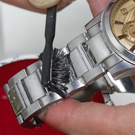 how to clean crashes in stainless steel rolex|polishing rolex watch scratches.